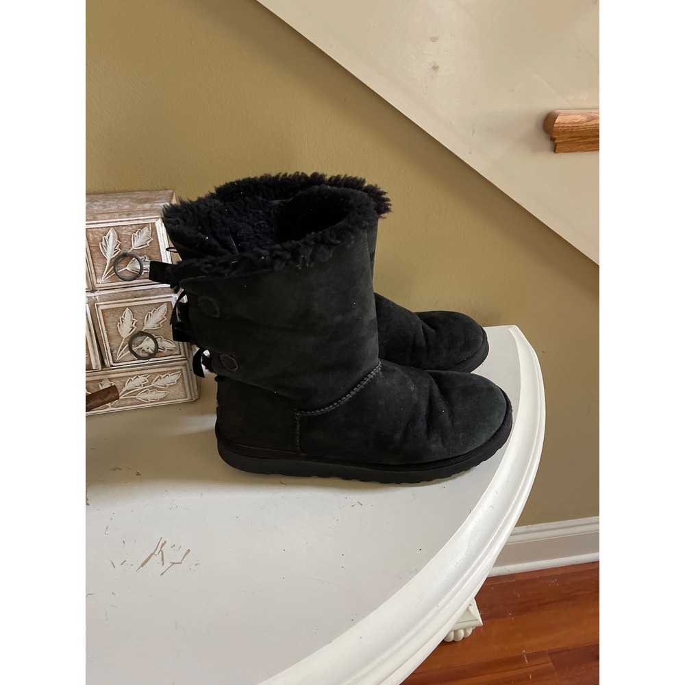 UGG Australia Bailey Bow II Black Suede Sheepskin Mid Calf Boots Women Sz 11